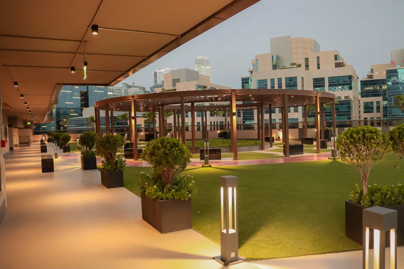 Elite%20Downtown%20Residence - 0