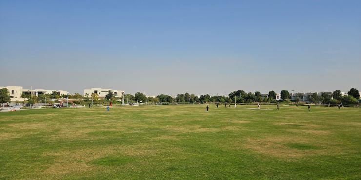 Luxury%20Villa%20Plot%20in%20DAMAC%20Hills - 4