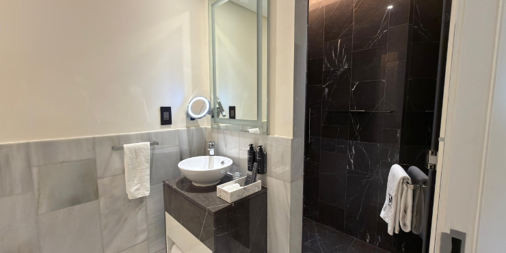 Palm%20Jumeirah%20%E2%80%93%20Luxury%20Hotel%20Apartments%20with%20Atlantis%20View - 1